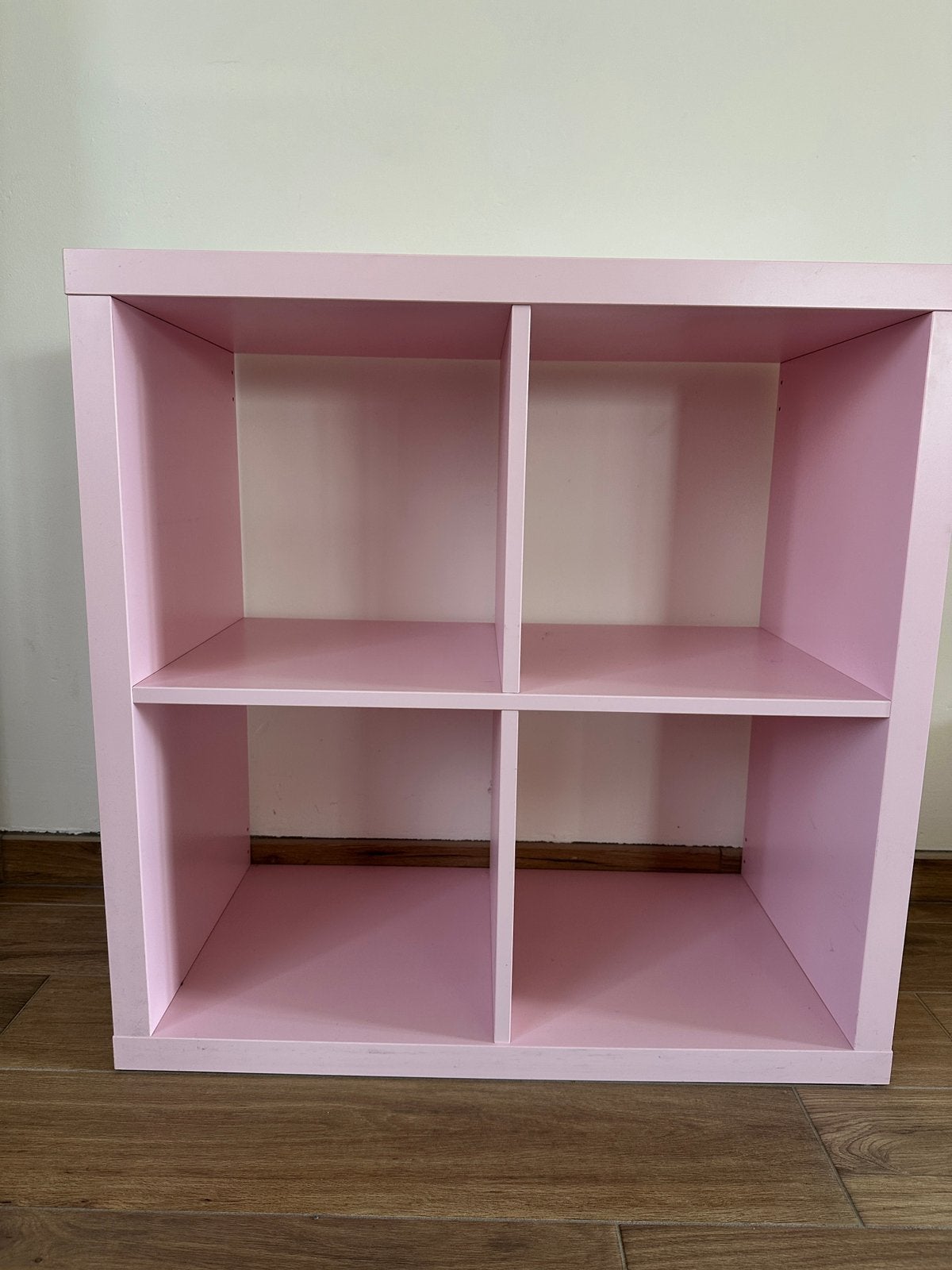 Roze Ikea Kallax kast 76,5cm breed en hoog, 25 à 50 cm, Avec tablette(s), Enlèvement, Utilisé