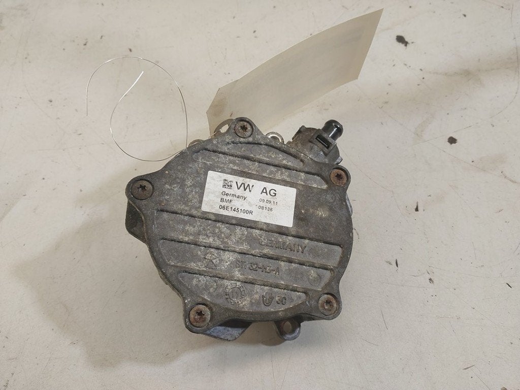 VACUUM POMPE FREIN BOOSTER Audi A7 Sportback (4GA / 4GF), Auto-Union-Straße  1,
85057  Ingolstadt, DE, Info@audi.de, Audi, Utilisé
