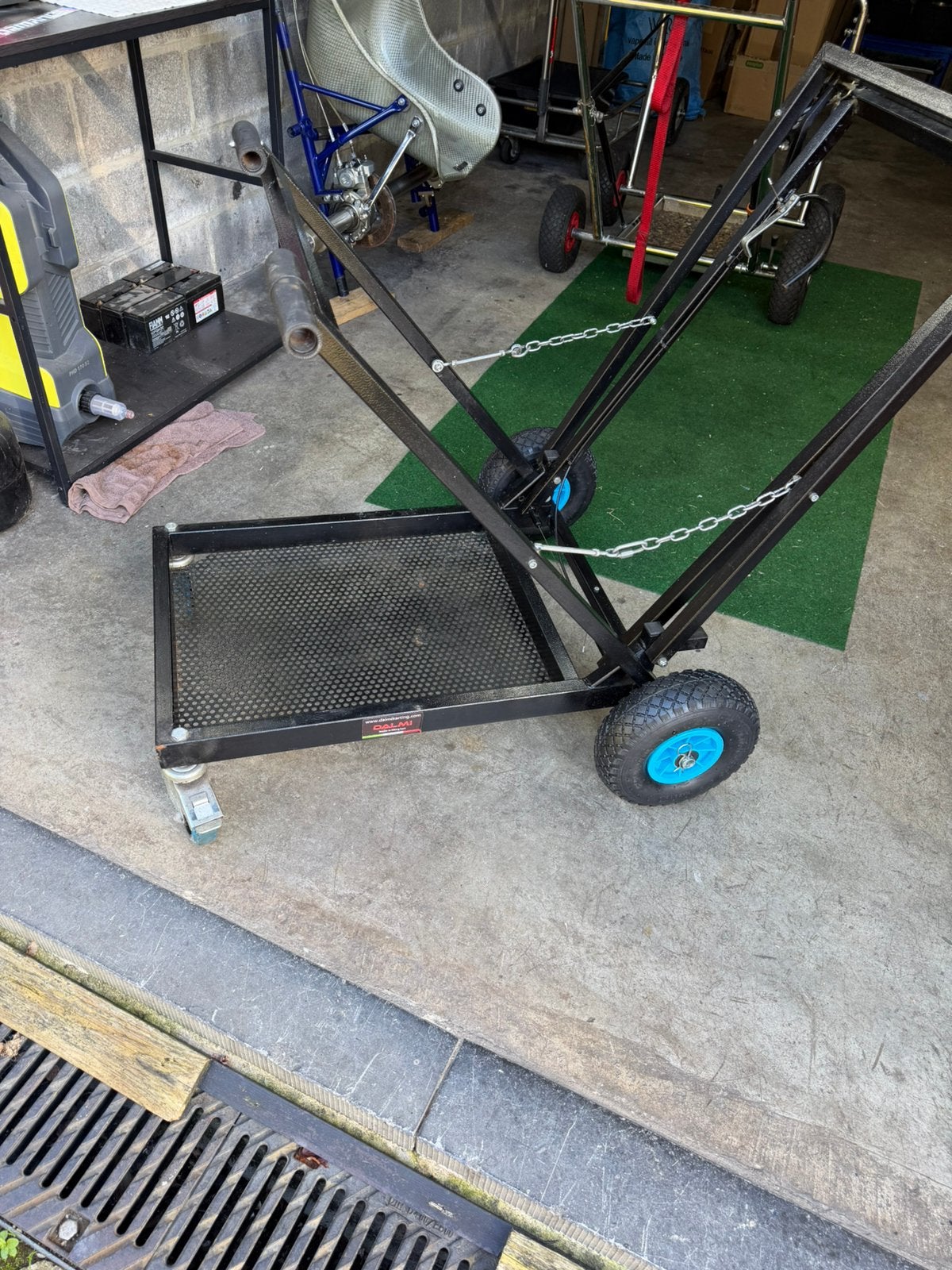 Chariot karting, Enlèvement