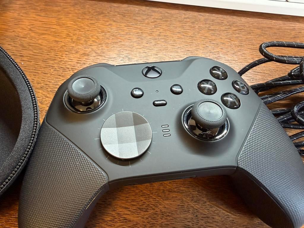 Xbox Elite Controller Series 2 (Zwart) - Garantie tot 2028, Ophalen, Zo goed als nieuw, Controller