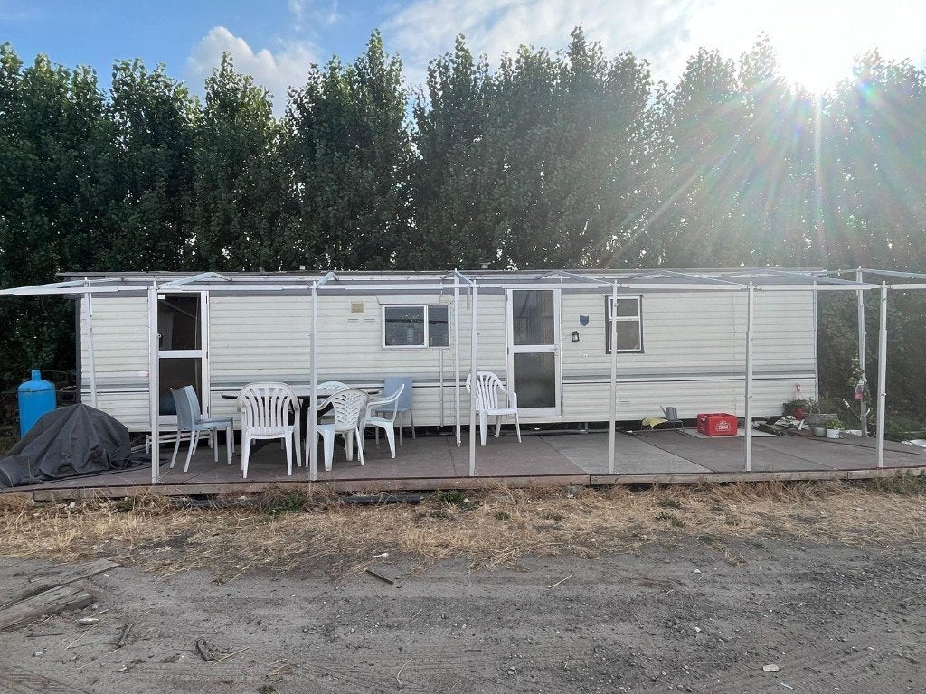 Stacaravan te koop (Lievegem), Caravans en Kamperen, Stacaravans, Tot en met 2