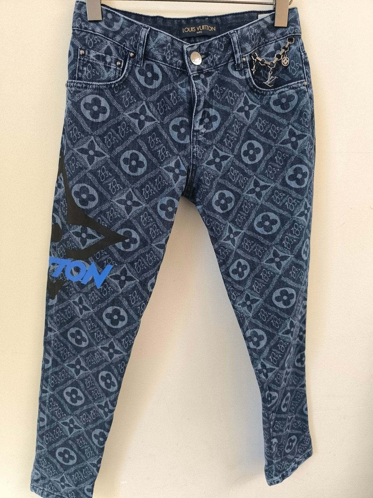 damesbroek, Kleding | Dames, Spijkerbroeken en Jeans, Zo goed als nieuw, W28 - W29 (confectie 36), Louis vuitton, Verzenden