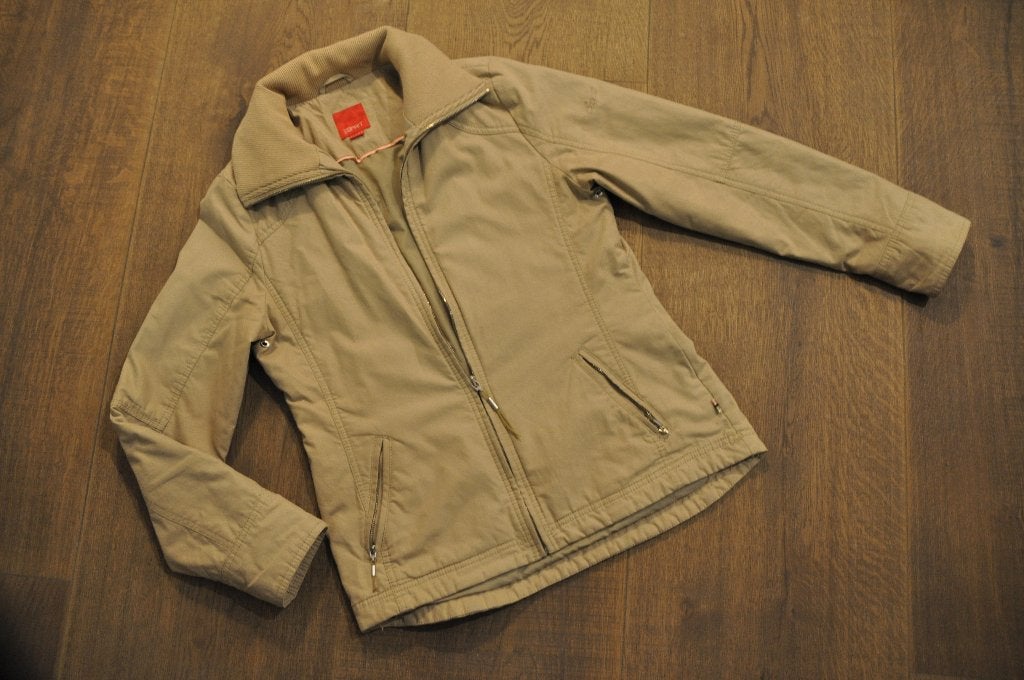 L12.  Veste Esprit – Taille M – Beige sable / moutarde clair, Vêtements | Femmes, Taille 38/40 (M), Enlèvement ou Envoi, Beige