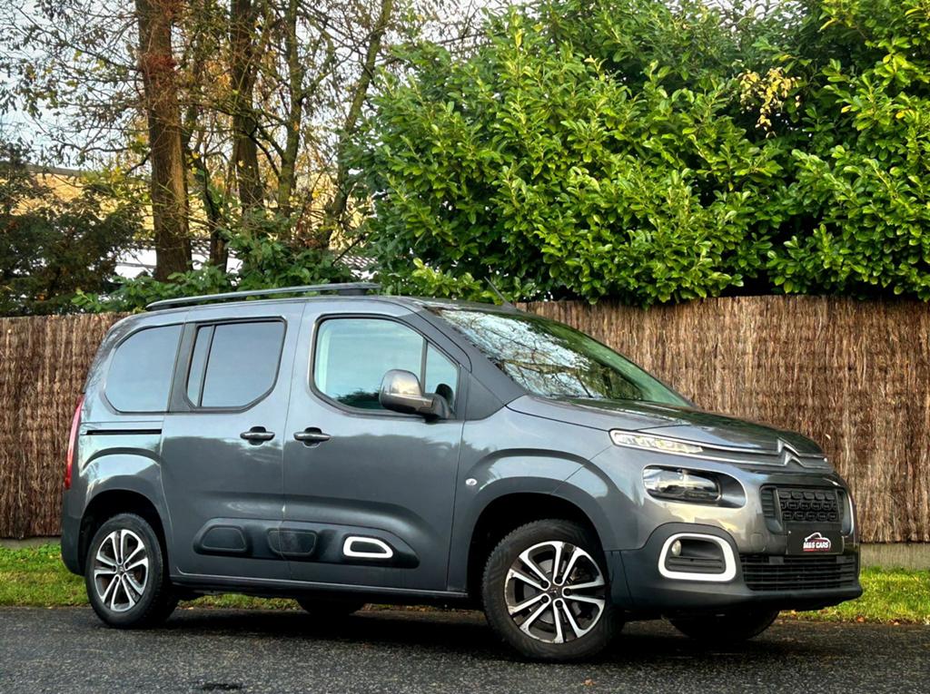 Citroen Berlingo 1.2 Purtec / Km 135.000 / Bj 2018 /, Autos, Renault, Argent ou Gris, Achat, Euro 6, Entreprise