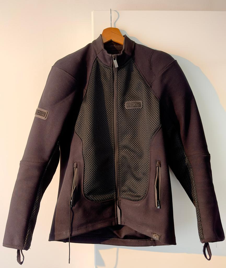 Knox motorjas, Ophalen