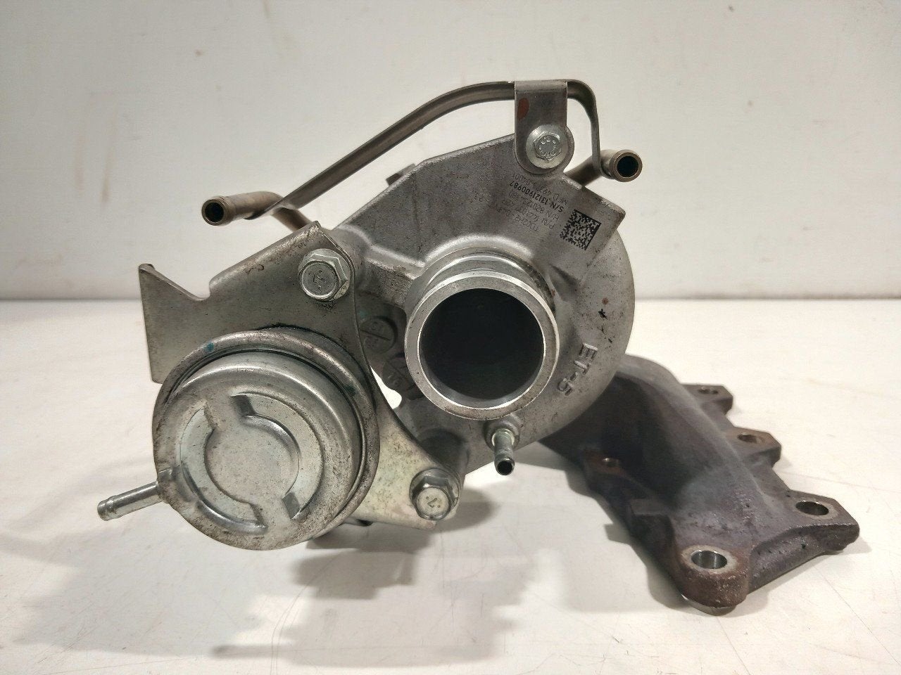 Turbo Renault Clio, Onderdelen@venauto.nl, Ettenseweg 76, 4706 PB Roosendaal, The Netherlands, Enlèvement ou Envoi, Utilisé