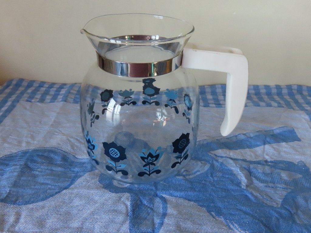 glazen koffiekan met blauwe bloemetjes - retro, Ophalen of Verzenden, Gebruikt, Glas, Kan
