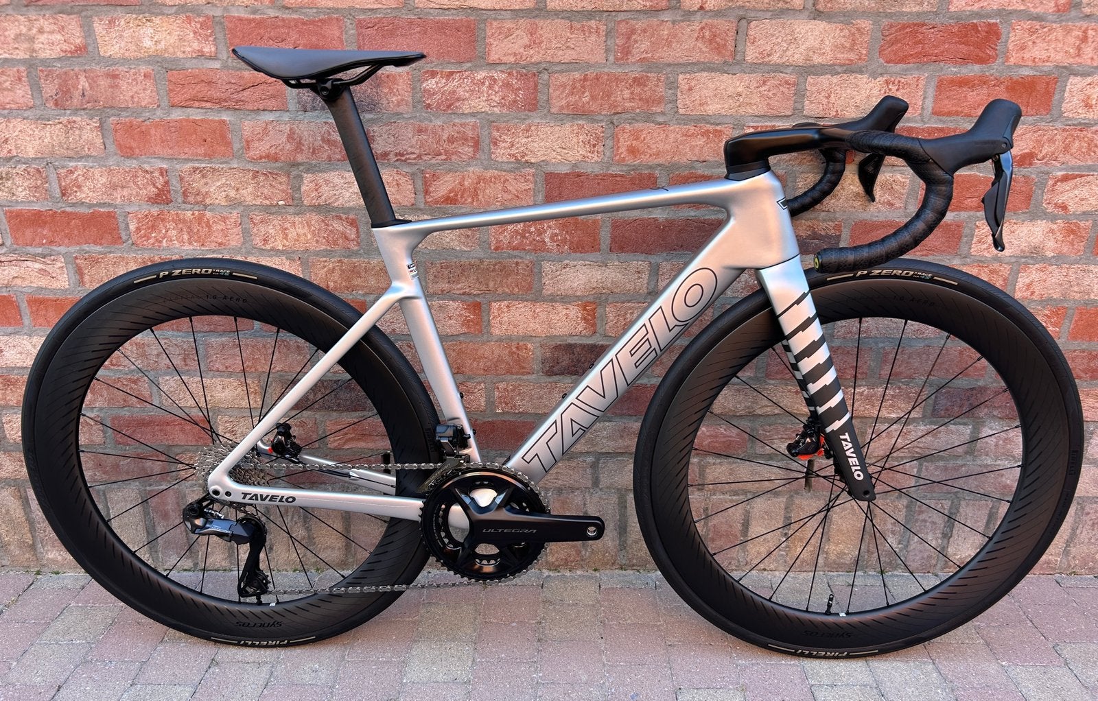 TAVELO AROW (M/48) / Ultegra DI2 / Syncros Aero (ZGAN), Enlèvement, Comme neuf, Frein à disque