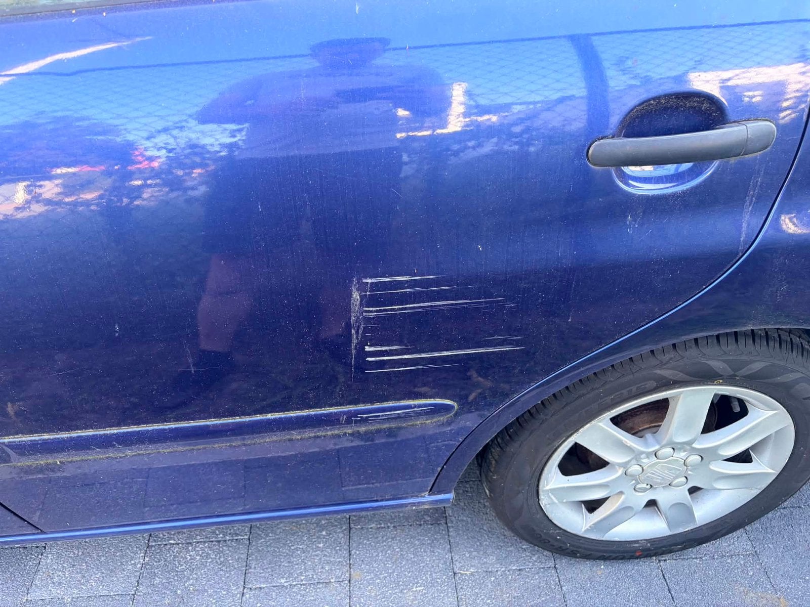 SEAT Ibiza 1.2i Benzine Zonder Sleutels 130.000km Motor OK., Auto's, Voorwielaandrijving, Euro 5, Stof, Zwart