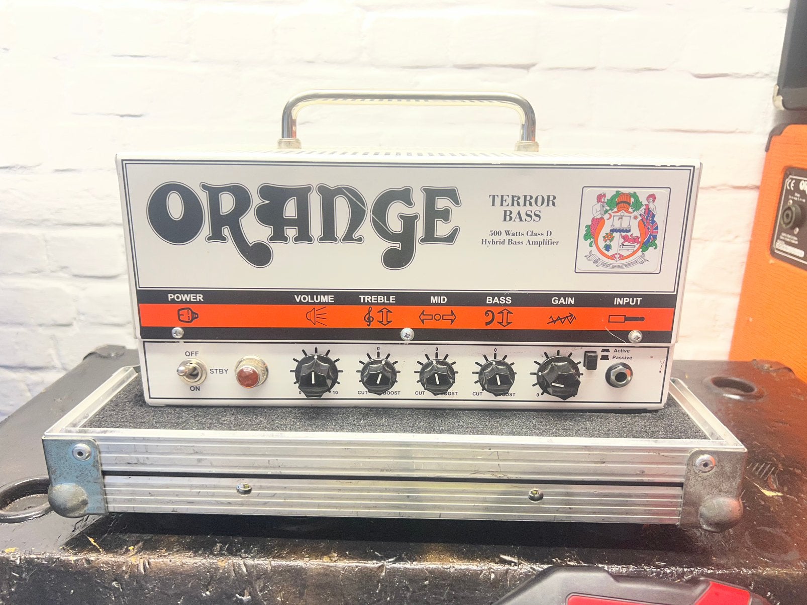 Orange Terror Bass + flightcase, Musique & Instruments, Enlèvement, Comme neuf, Guitare basse