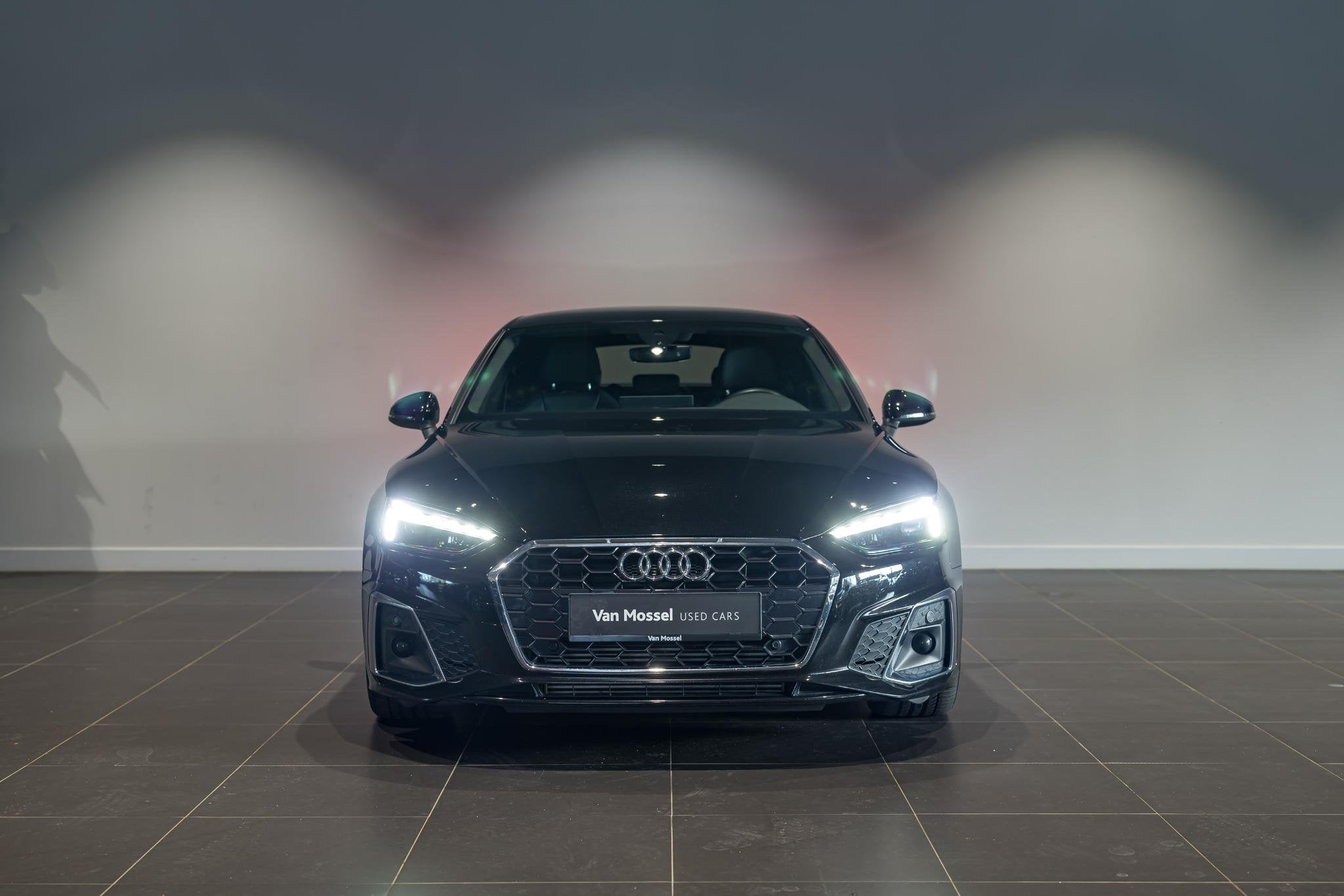 Audi A5 Sportback 35 TFSI S tronic S Line Apple Carplay| Zet, Autos, Audi, 144 g/km, 110 kW, Entreprise, Carnet d'entretien