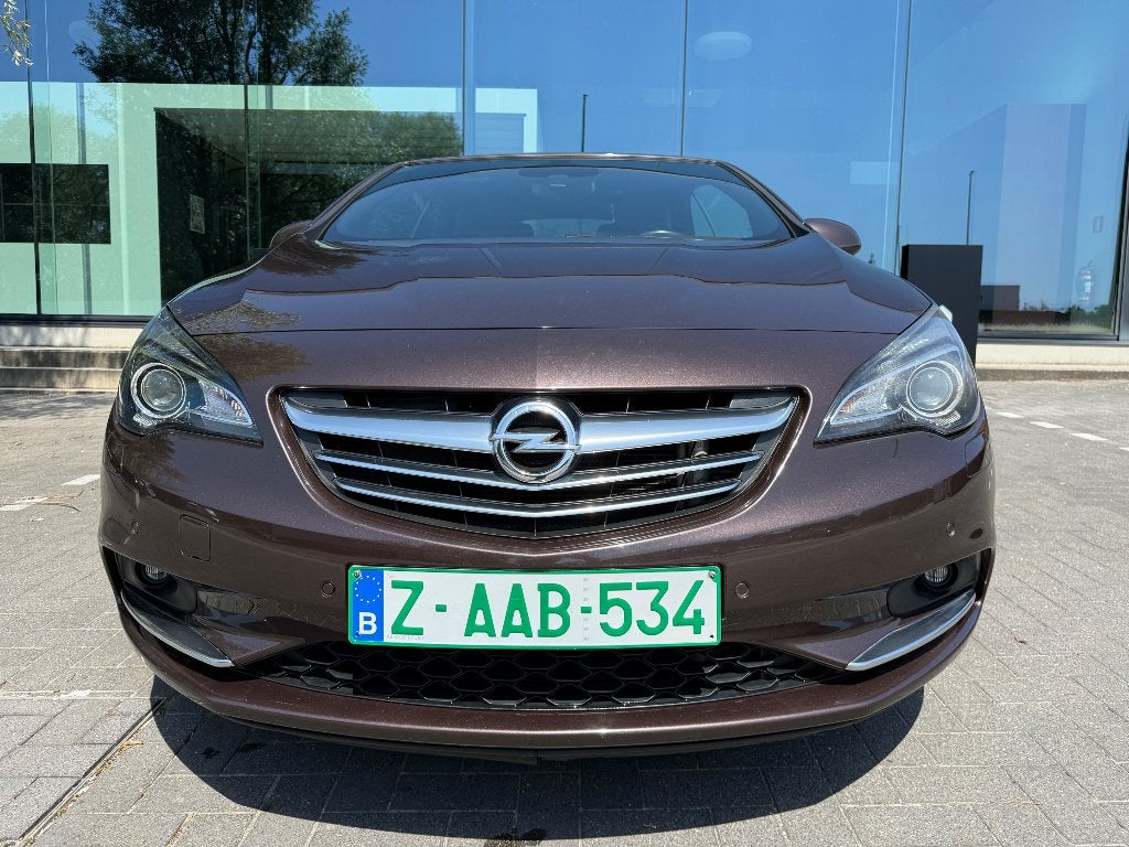 Opel Cascada 1.4i, camera, Opel-Service, Car-Pass ! nicke l!, Auto's, Opel, Voorwielaandrijving, 4 cilinders, Leder, Bedrijf
