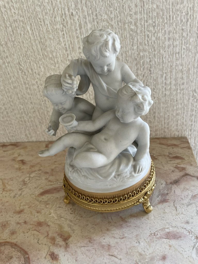 vintage biscuitbeeldje met engeltjes, Capodimonte porselein, Antiquités & Art, Enlèvement