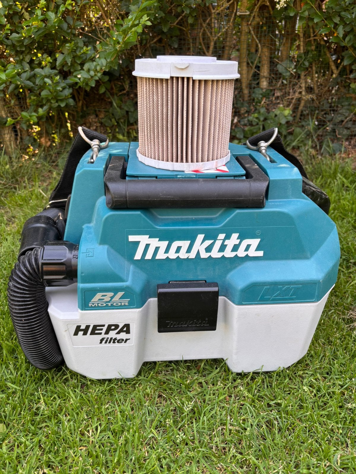 Makita DVC750L, Elektronische apparatuur, Ophalen, Zo goed als nieuw, Makita