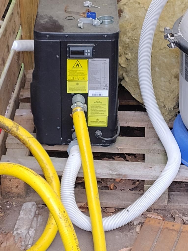 piscine avec filter et pompe chaudière + aspirateur, Jardin & Terrasse, Enlèvement
