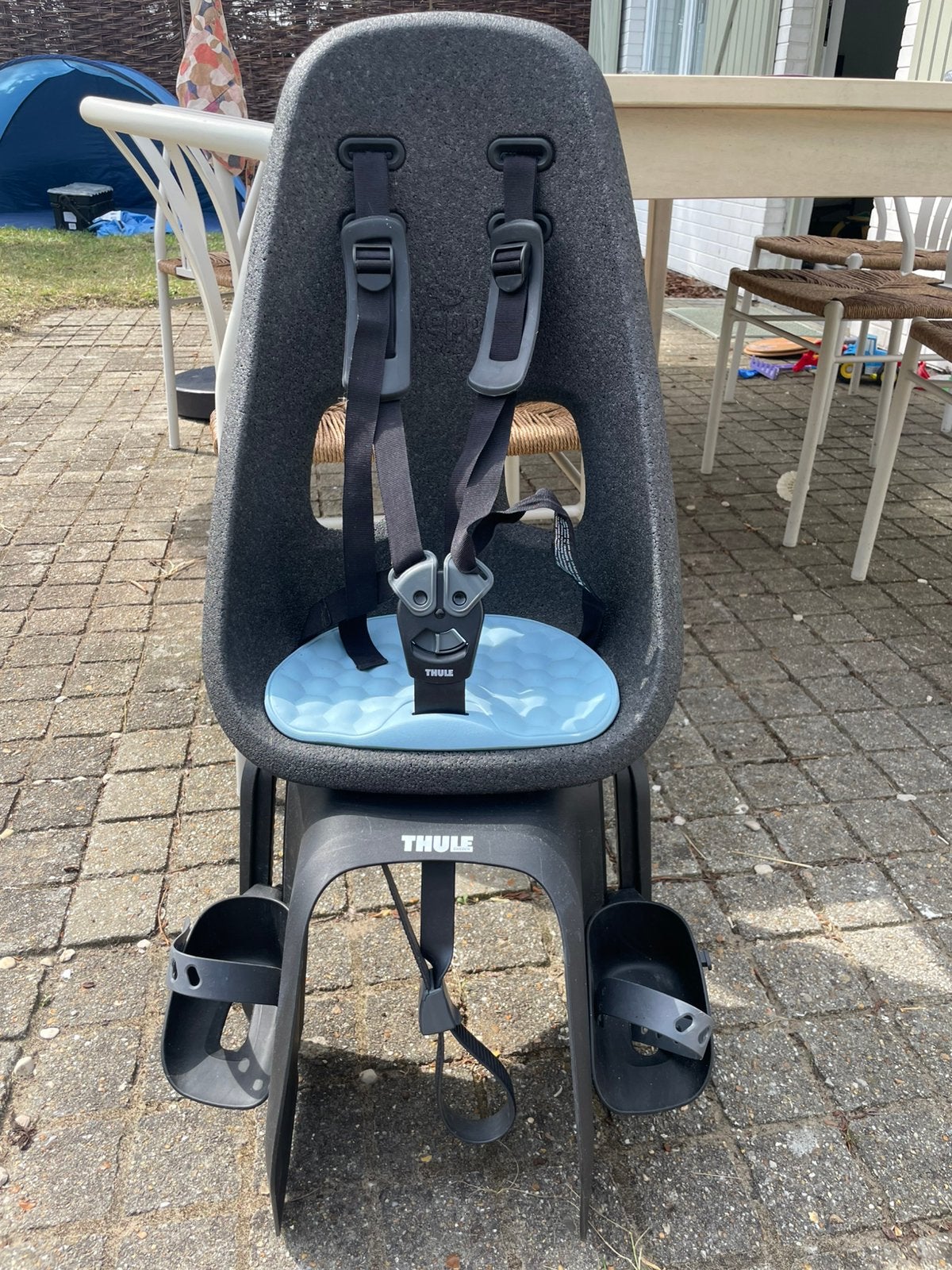 Thule Yepp Nexxt 2 Maxi - kinderfietsstoeltje - blauw, Vélos & Vélomoteurs, Enlèvement, Comme neuf, Siège arrière, Repose-pieds