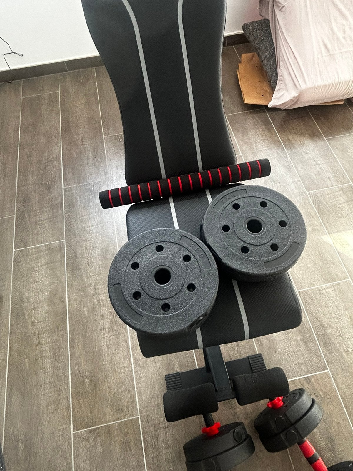 Fitnessbank+ kleine stang +dumbells, Enlèvement, Comme neuf, Banc d'exercice