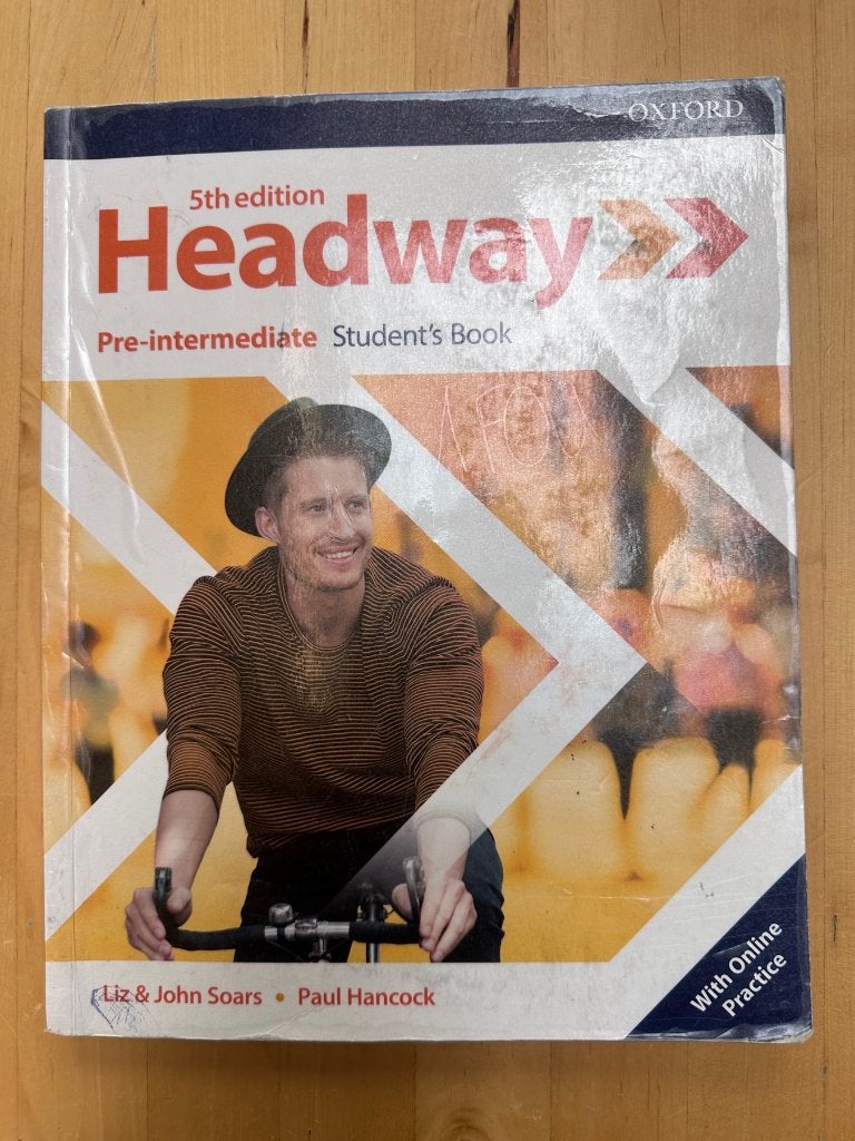 Headway Pre-intermediate - Student's Book, Enlèvement, Utilisé, Secondaire, Anglais