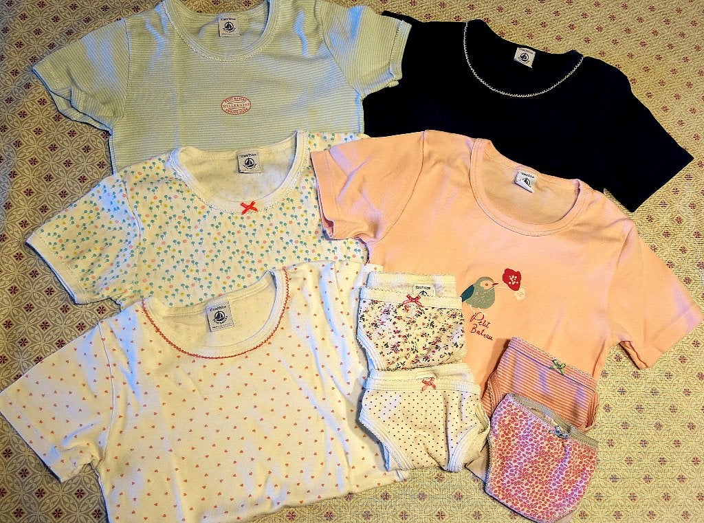 9 sous-vêtements Petit Bateau, 12 ans, excellent état, Enfants & Bébés, Enlèvement ou Envoi, Comme neuf, Vêtements de nuit ou Sous-vêtements
