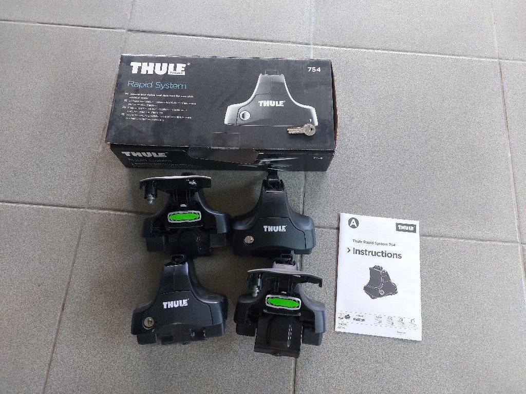 Système Thule Rapid 754 + kit 1726 (Octavia/Superb), Autos : Divers, Porte-bagages, Comme neuf, Enlèvement