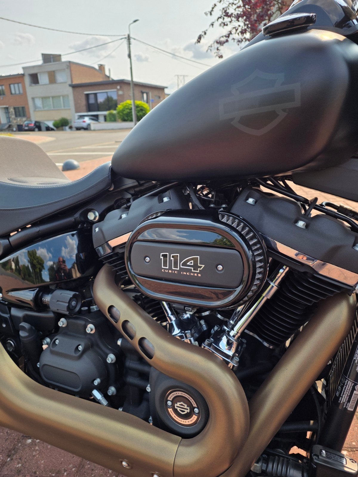 Superbe Harley-davidson fat bob 114 2019 , 9800km, Particulier, ABS