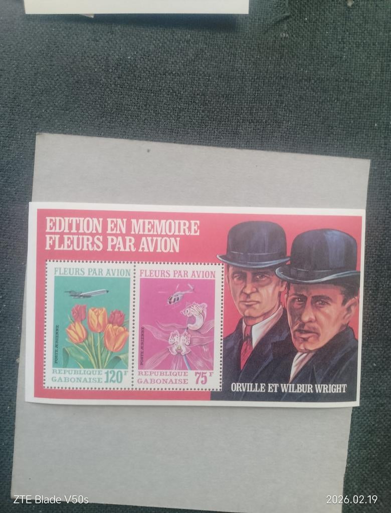 Timbres Fleur Avion, Enlèvement ou Envoi