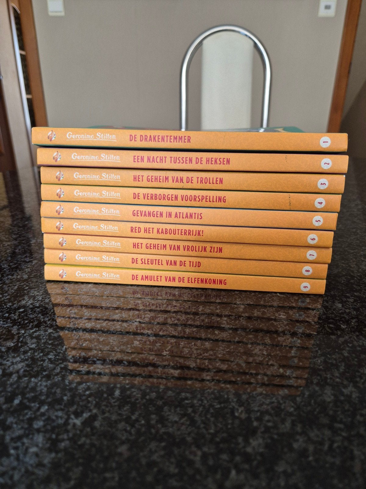 reeks van 9 Geronimo stilton boeken, Boeken, Ophalen