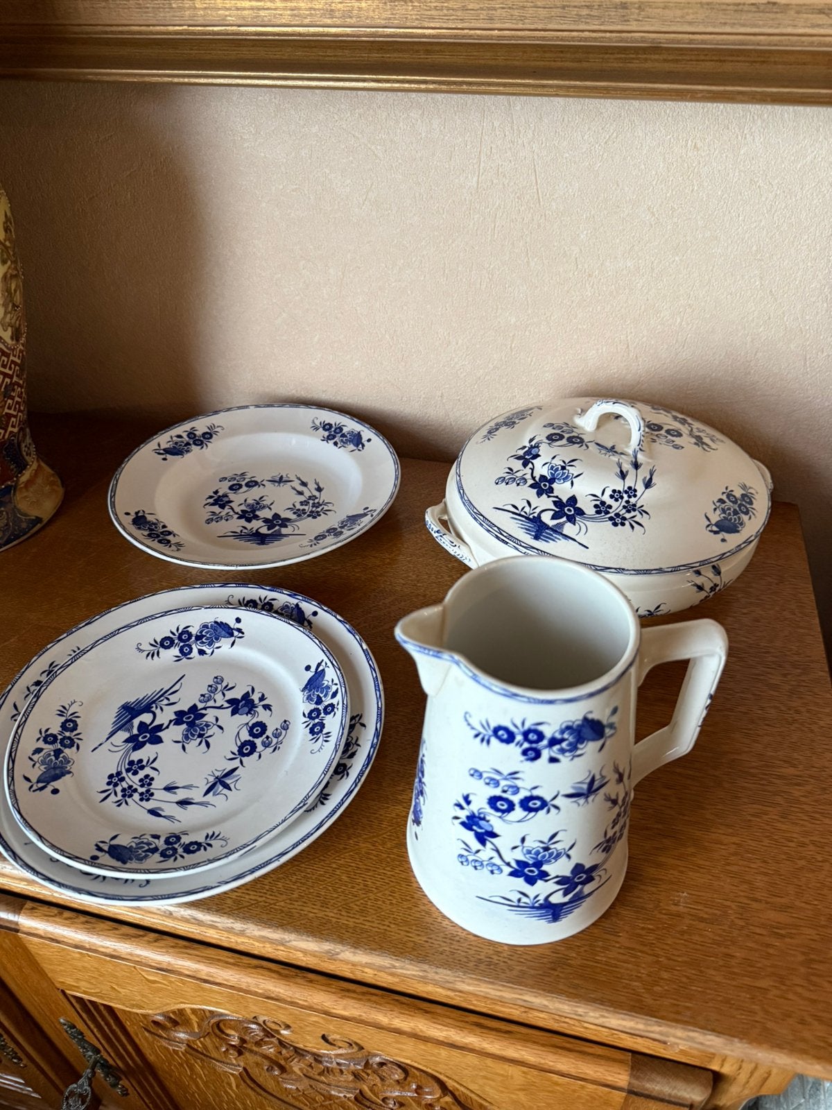 Antieken servies, Ophalen