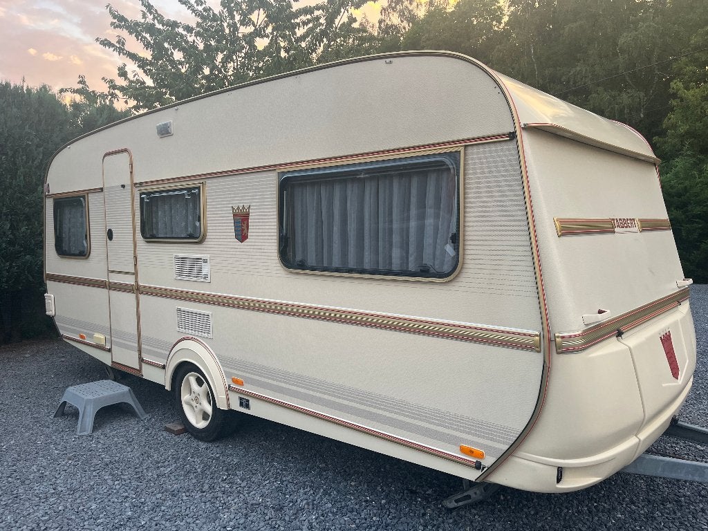 Superbe et magnifique Tabbert Comtesse 515, Caravanes & Camping, Caravanes, Jusqu'à 4, Tabbert, Poêle, Particulier