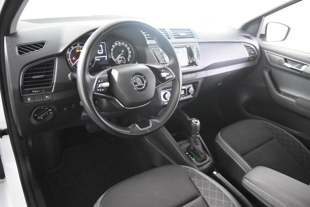 Skoda Fabia Combi DSG *1ste Eigenaar*Navigatie*Carplay*, Auto's, Skoda, Stof, Wit, Bedrijf, 111 g/km