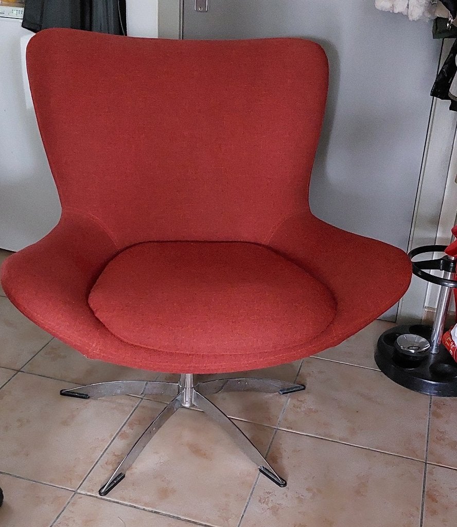 Chaise pivotante rouge foncé design Hjort Knudsen egg chair, Enlèvement, Maison et Meubles