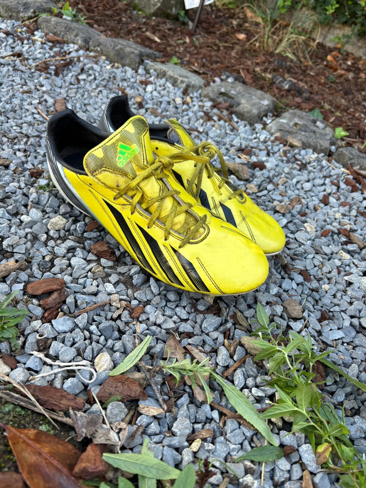 Voetbalschoenen adidas, Ophalen of Verzenden, Zo goed als nieuw