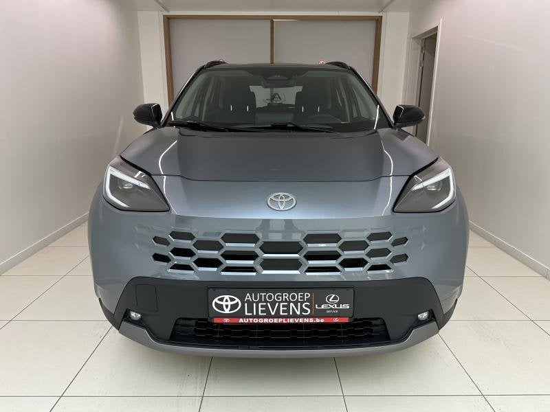 Toyota Yaris Cross 1.5 HYB DYNAMIC, Electronic Stability Program (ESP), Argent ou Gris, Achat, https://public.car-pass.be/vhr/c62795ac-b157-4b5e-bc46-443501f7bdfa
