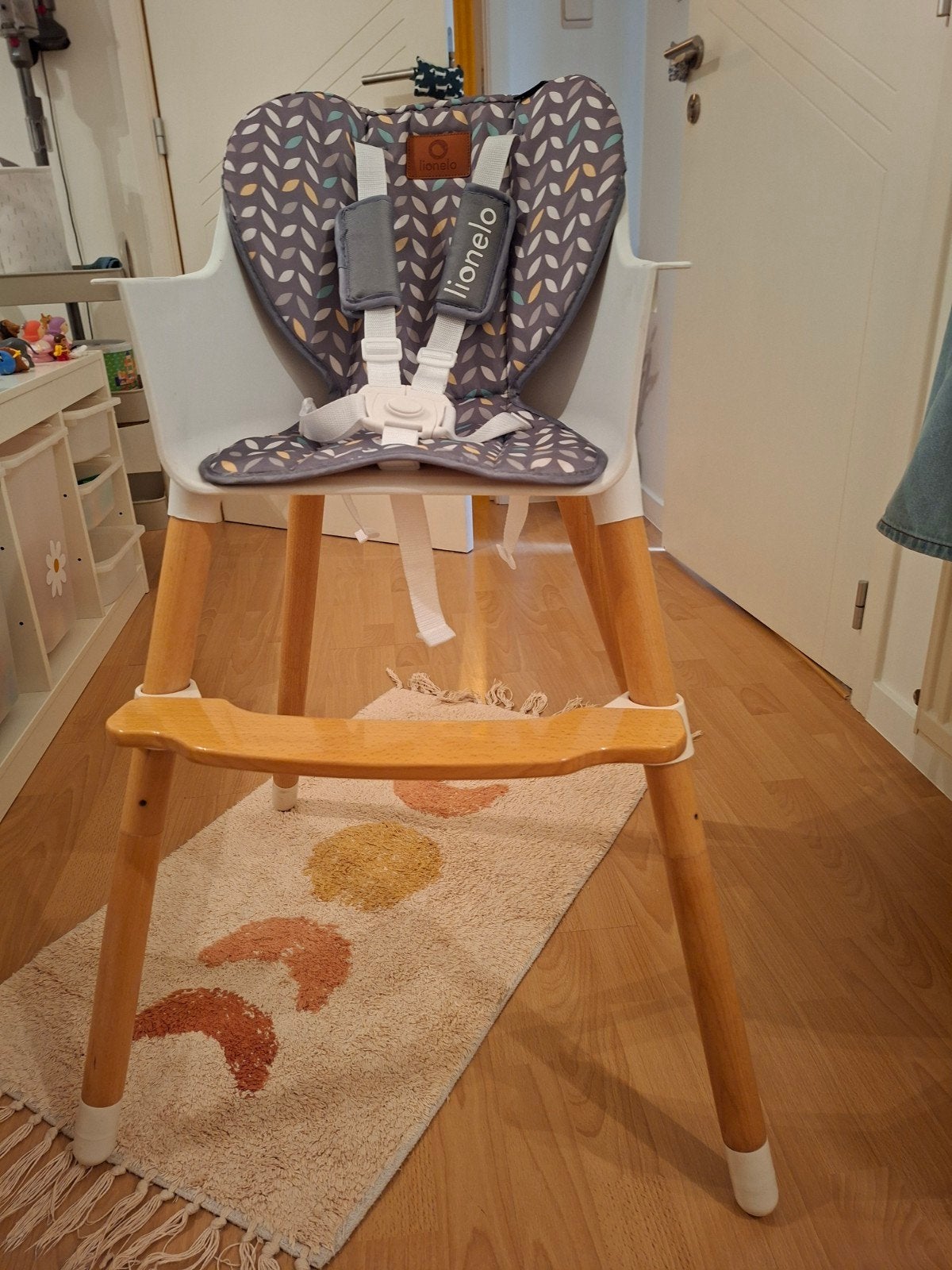 Lionelo kinderstoel 2 in 1., Kinderen en Baby's, Kinderstoelen, Ophalen
