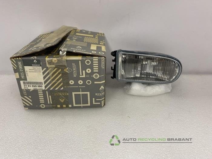 Mistlamp links-voor van een Renault Clio, Gebruikt, -, -, Ophalen of Verzenden