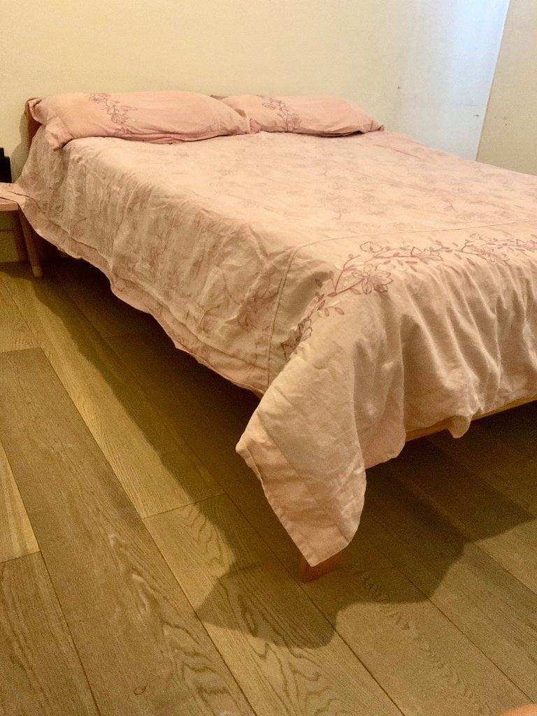 Kingsized wooden bed, Ophalen