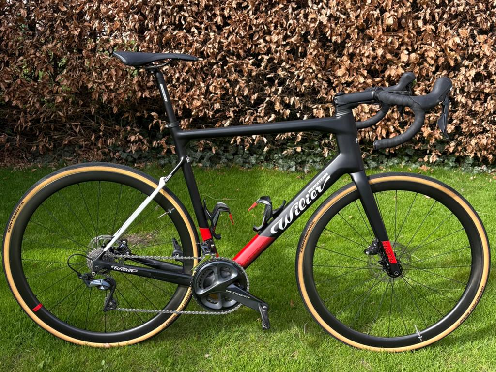 Wilier Garda Ultegra - carbon wielen - racefiets - maat 58, Fietsen en Brommers, Ophalen, Carbon