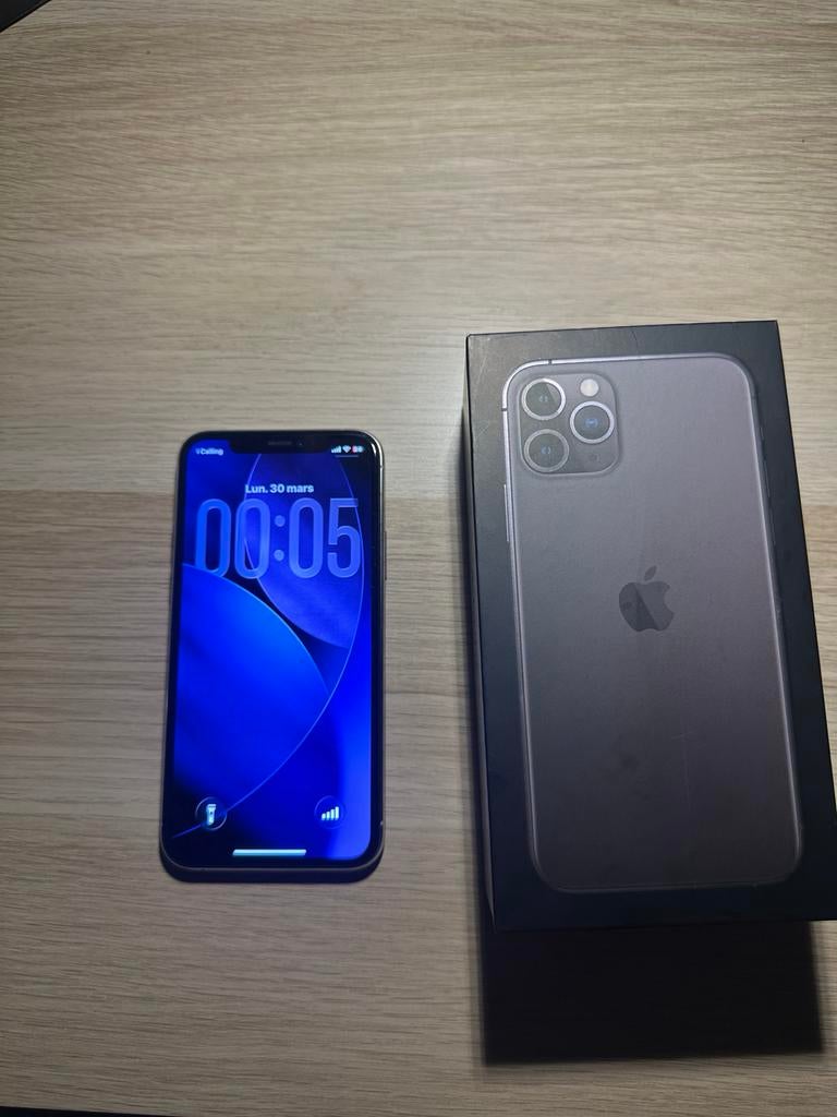 Iphone 11 pro, Telecommunicatie, Mobiele telefoons | Apple iPhone, 80 %, Wit, Zo goed als nieuw, 64 GB