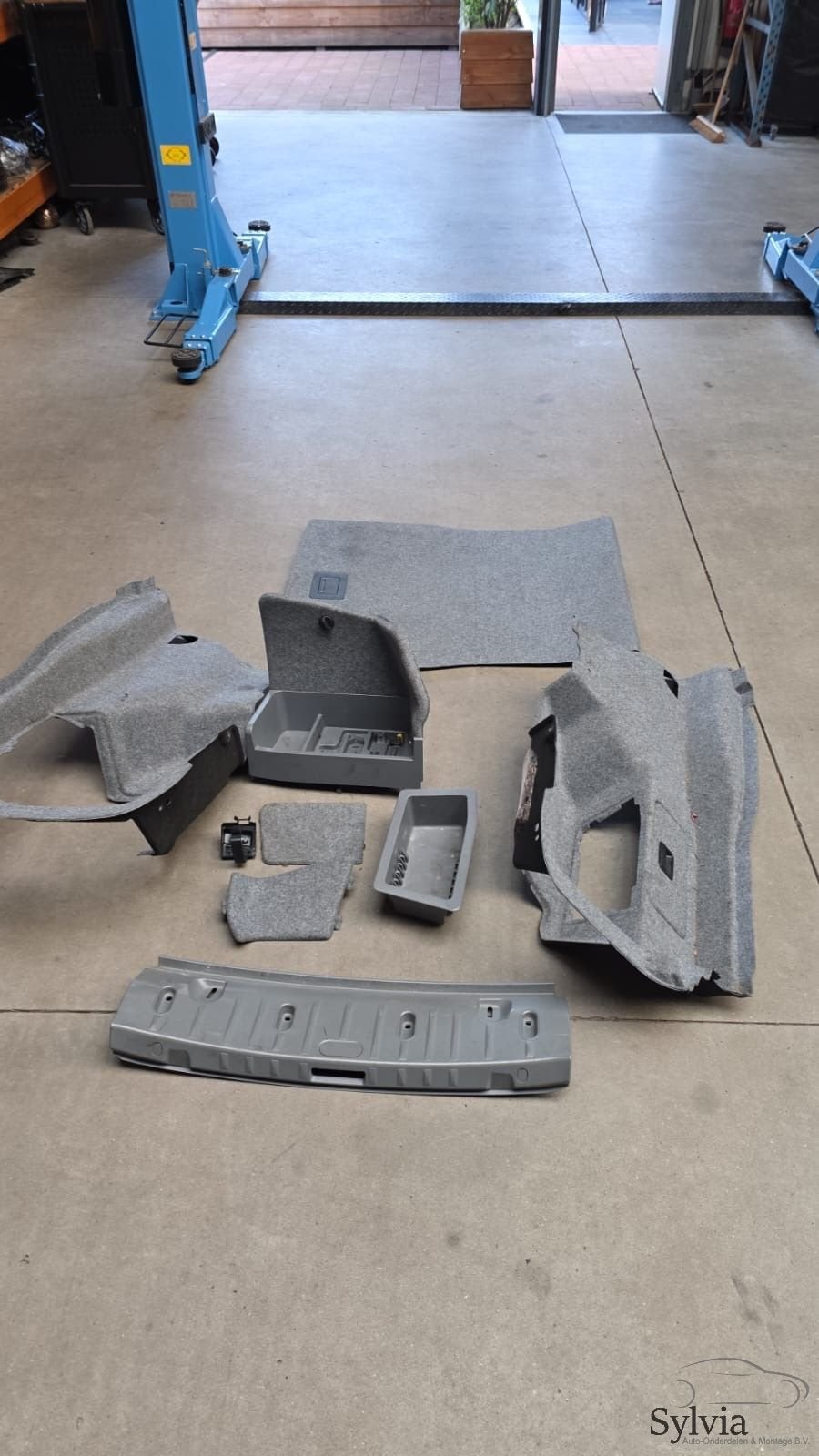 Bekleding Set Kofferbak Bagageruimte Grijs BMW 3 serie E92, Gebruikt, -, -, Ophalen of Verzenden
