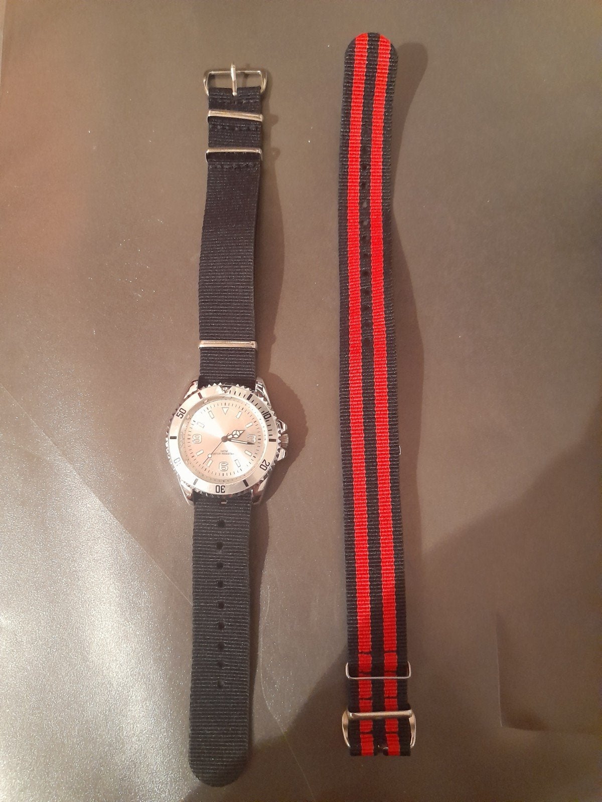 Montre Sécuritas, Enlèvement ou Envoi, Comme neuf, Montre-bracelet