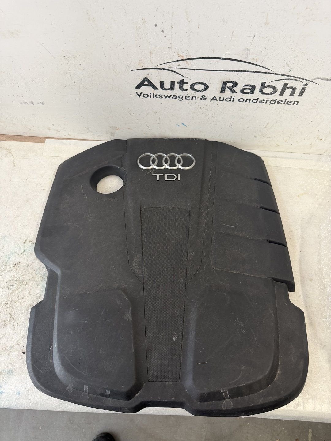 Audi A4 motor beschermplaat 04L103925P, -, Utilisé, -, -