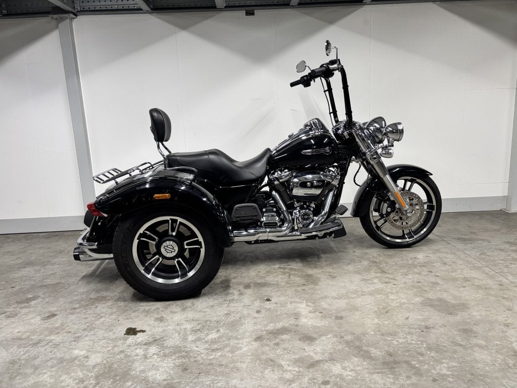 Harley-Davidson TRIKE FLRT FREEWHEELER (bj 2019), Motoren, Motoren | Harley-Davidson, Harley-Davidson, Customerservices@harley‑davidson.com
