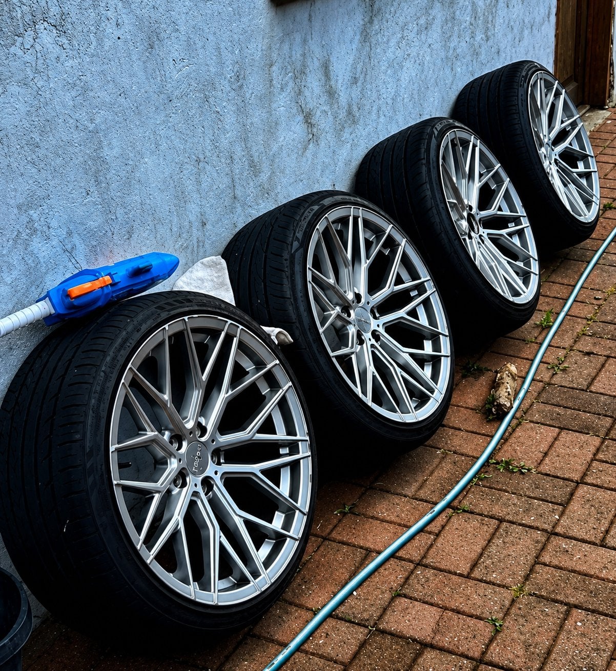 19 Arceo Velgen 5x112 ET40 9.5J + 235/35R19, Gebruikt, Banden en Velgen, All Season, Personenwagen