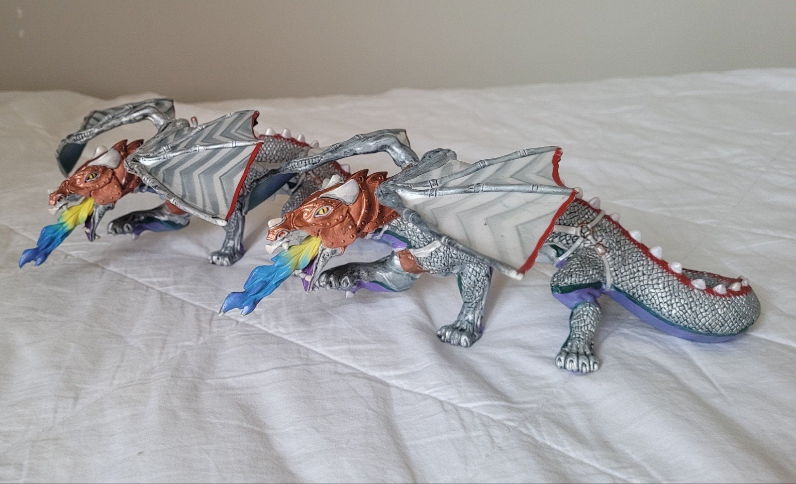 Papo Speelgoed draak zilver/grijs - Dubbel!, Enfants & Bébés, Jouets | Figurines, Comme neuf, Enlèvement ou Envoi