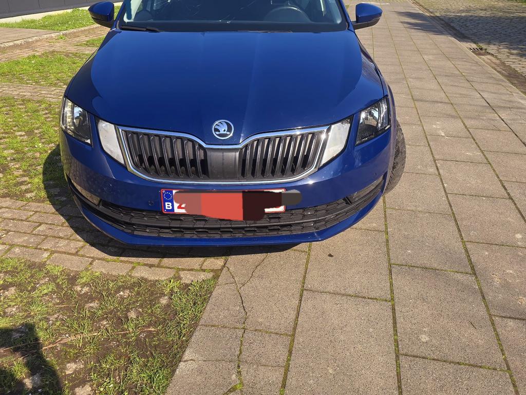 Skoda octavia 2017, Auto's, Euro 6, Zwart, Adaptieve lichten, Bedrijf