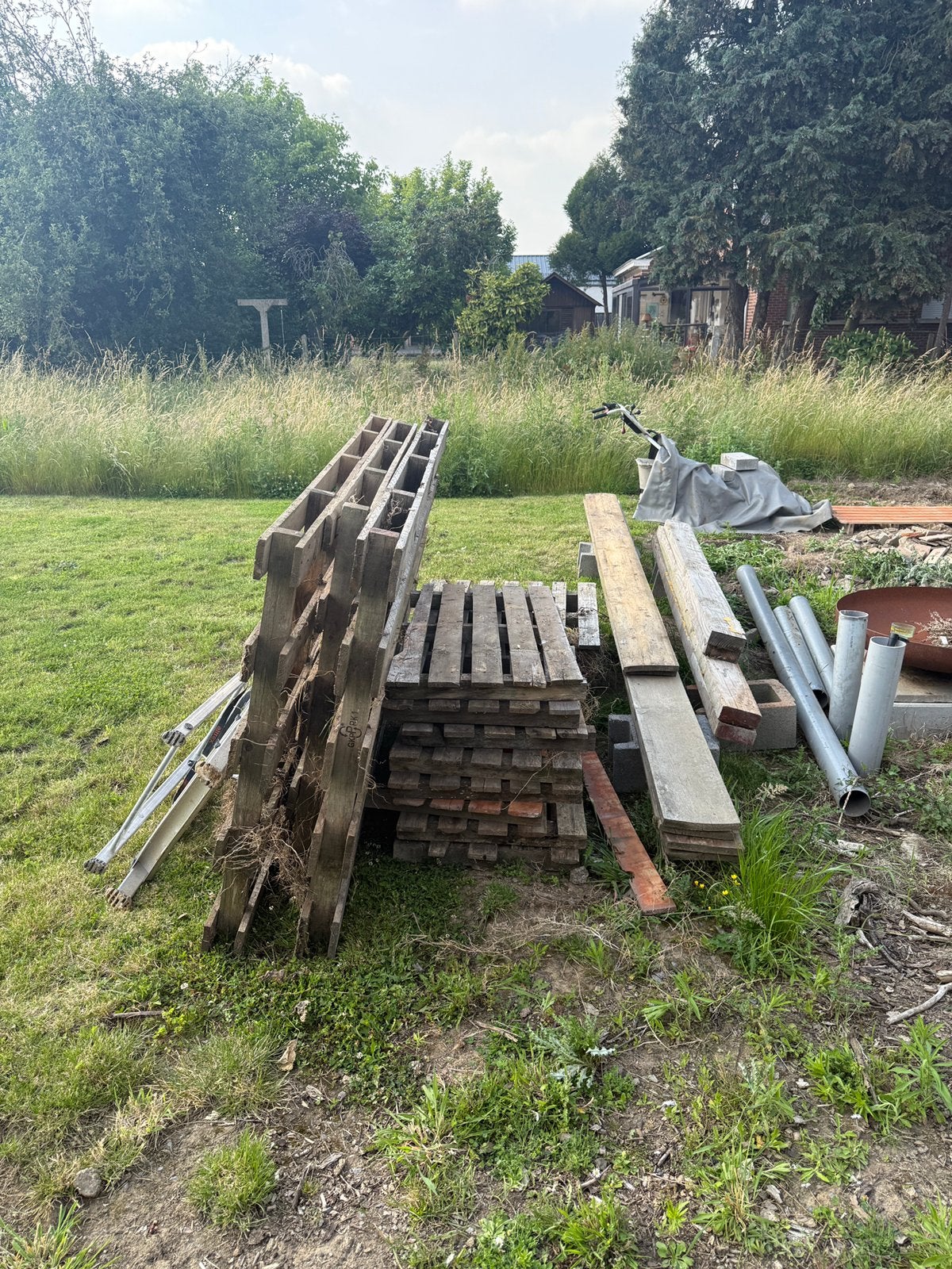 Brandhout, palletten en planken, Doe-het-zelf en Bouw, Hout en Planken, Ophalen, Gebruikt, Overige typen