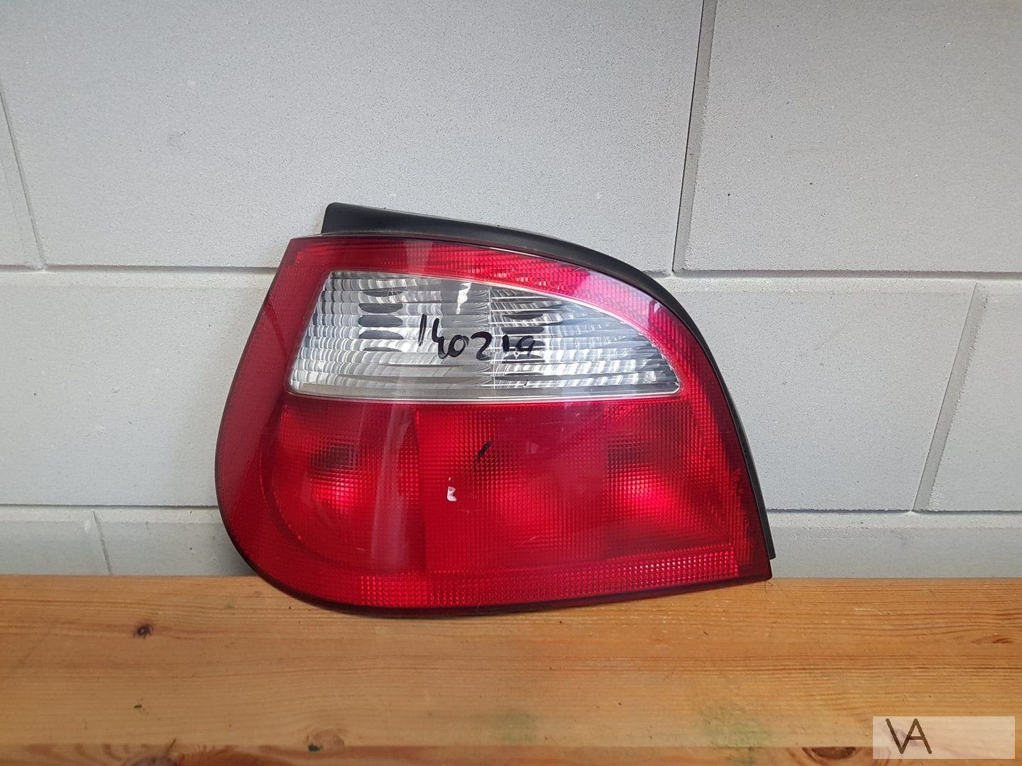 Renault Megane 1 hatchback 1996 - 2002 achterlicht links €20, Renault, -, Utilisé, -