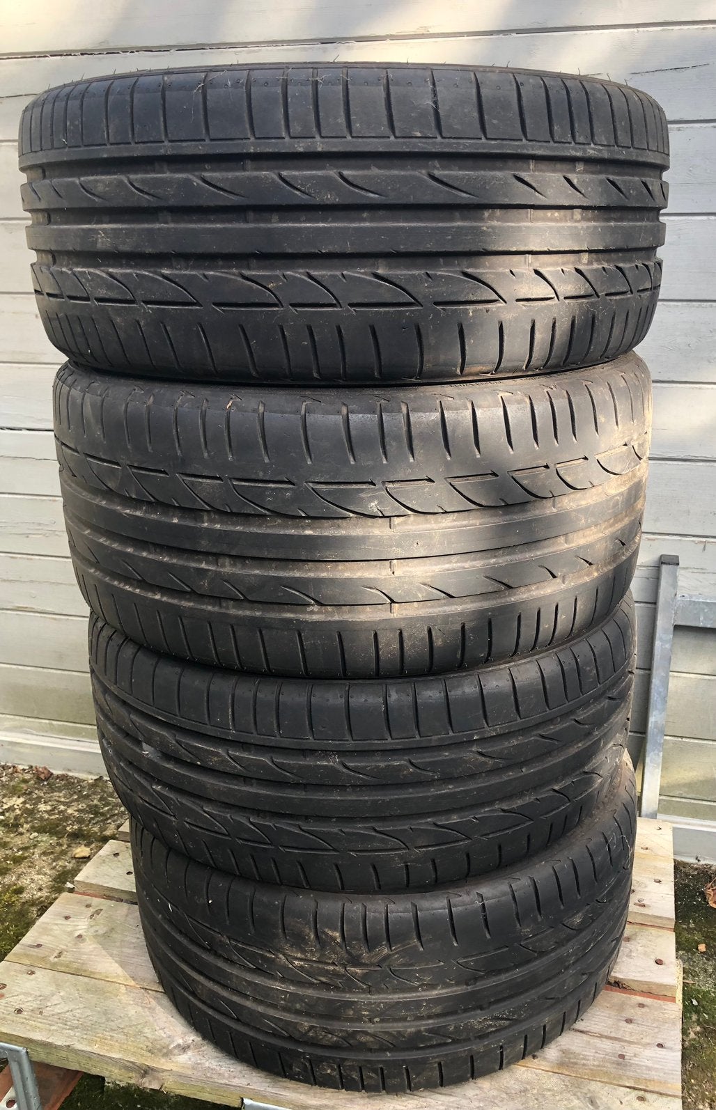 Autobanden Bridgestone, Ophalen, Zomerbanden, Band(en)