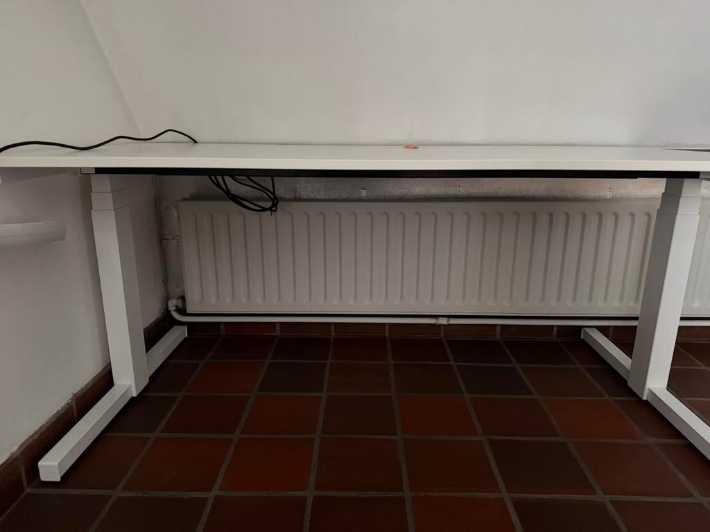 Voortman kantoor electrish tafel, Huis en Inrichting, Ophalen, Overige materialen, 150 tot 200 cm, Vierkant