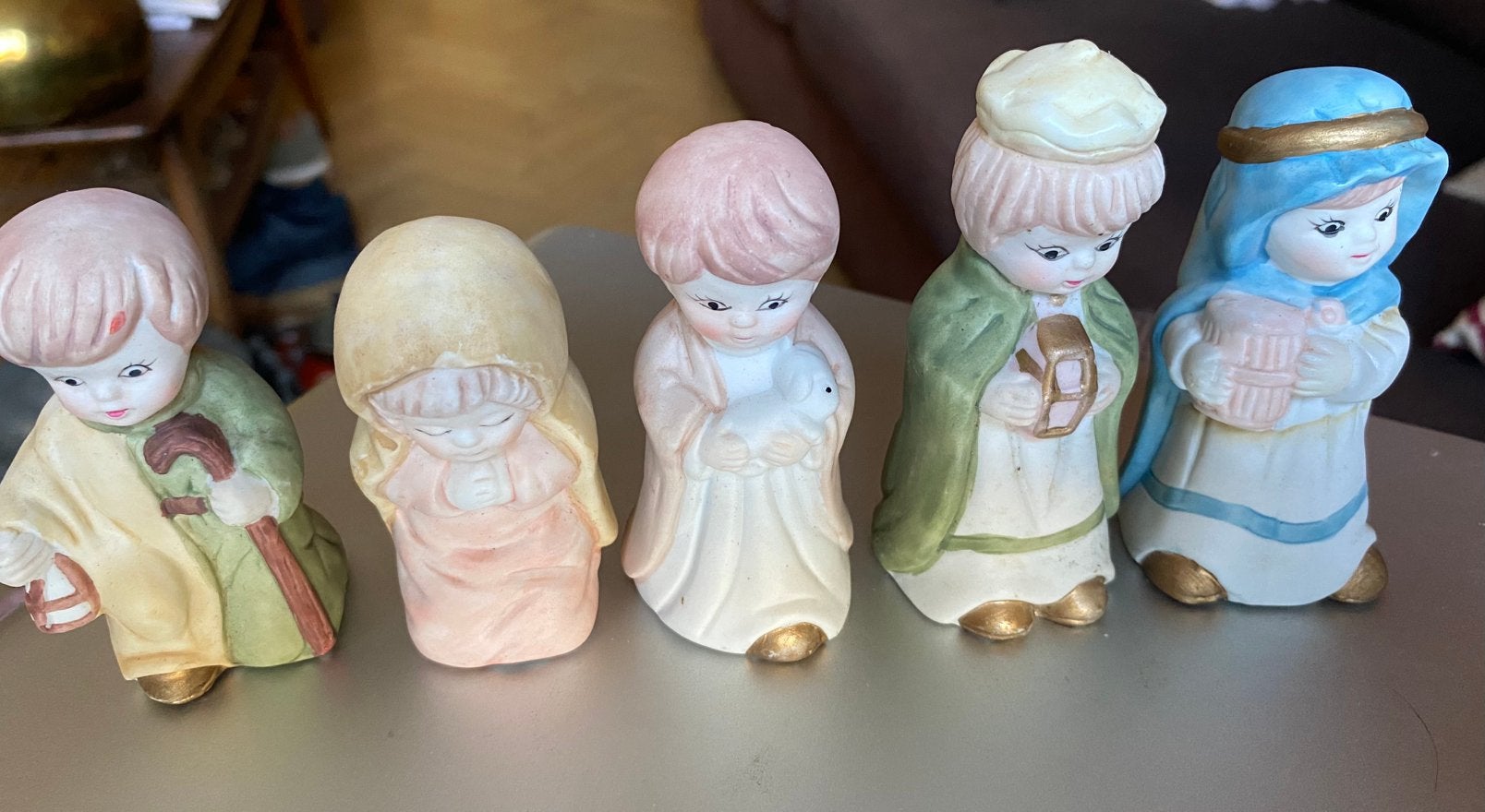 Porseleinen kerststal figuurtjes, Ophalen